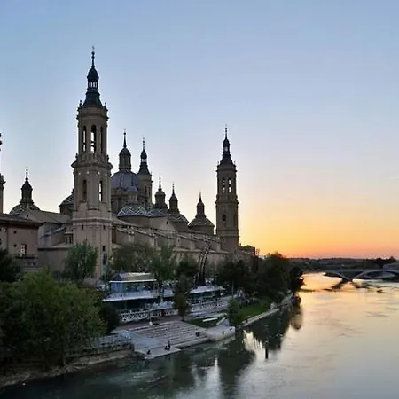 Juncal Bonito Loft, 110 M2 Apartment Saragossa